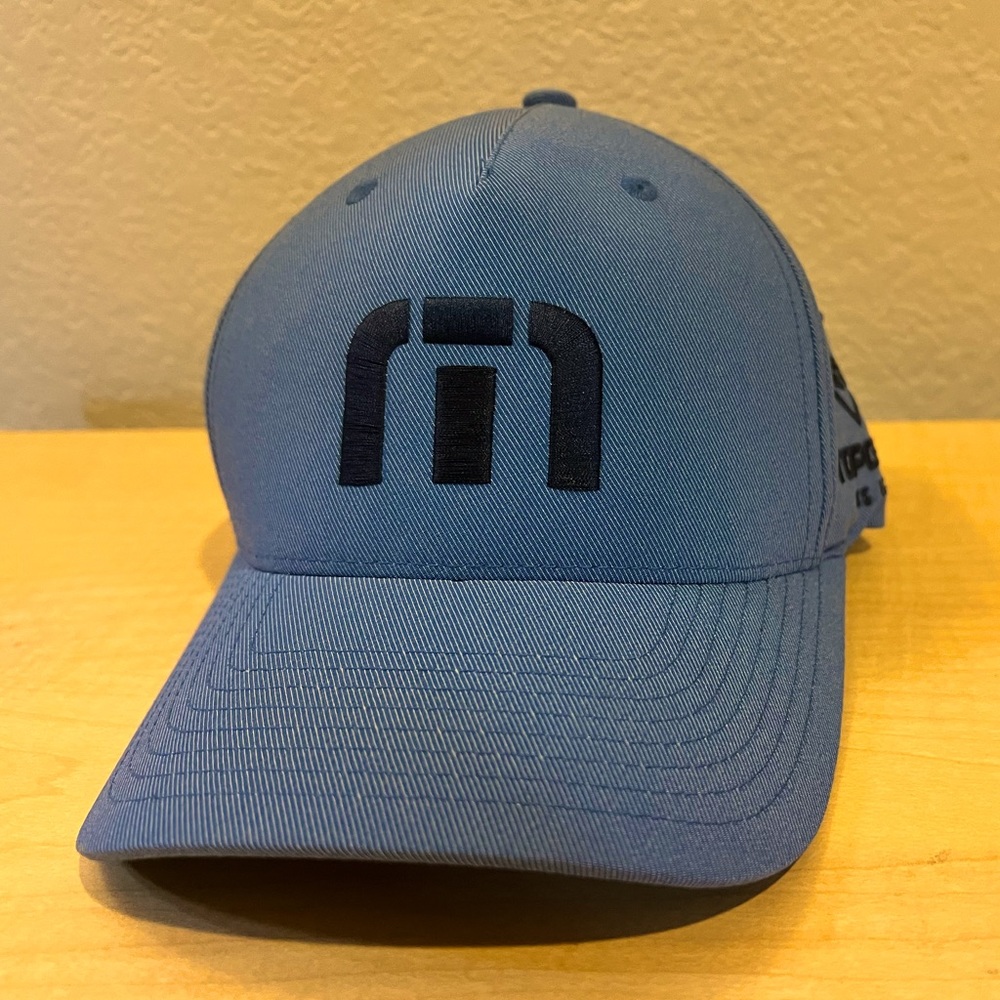 Topgolf Las Vegas Travis Mathew blue fitted hat s/m